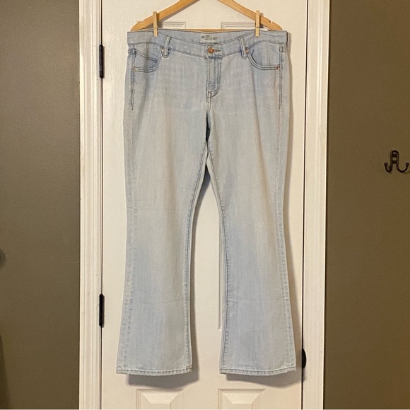 Old Navy - The Diva Jeans - Light Blue Women's Jeans - size 14 regular - Picture 1 of 9